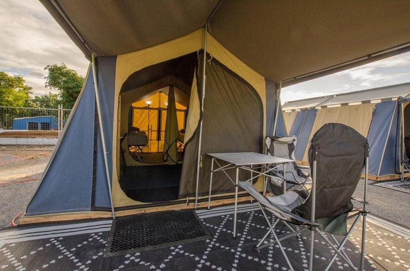 Mycow Accommodation Mackay Exterior photo