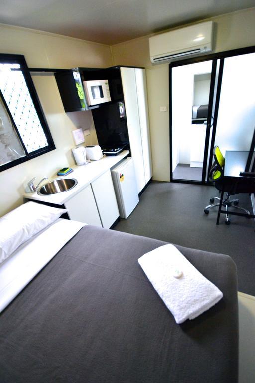 Mycow Accommodation Mackay Room photo